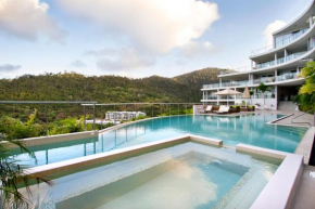 Serenity Views, Airlie Beach